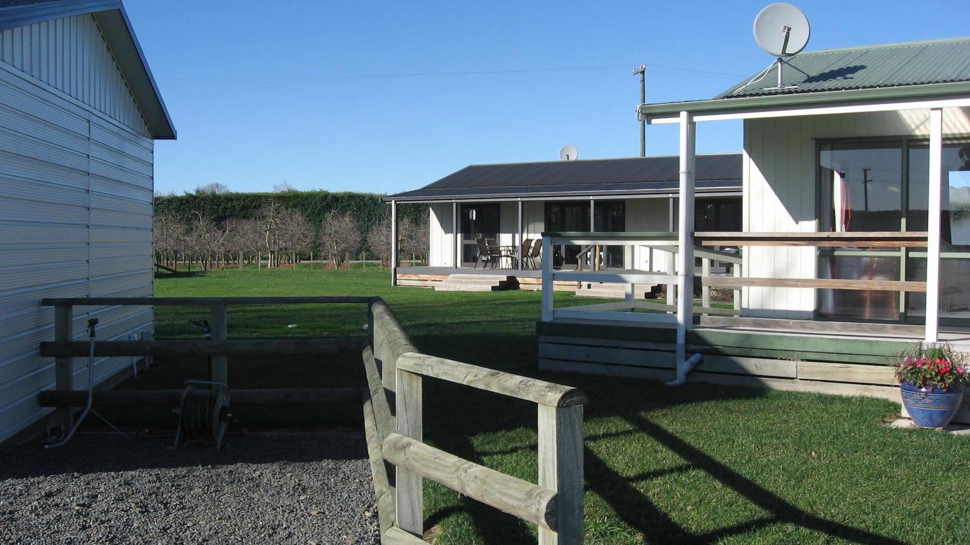Bluebell Lodge And Cottage Hastings Bagian luar foto